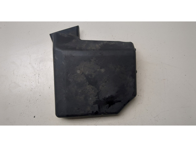 Крышка блока предохранителей  Pontiac Vibe 2 2008-2010           1.8