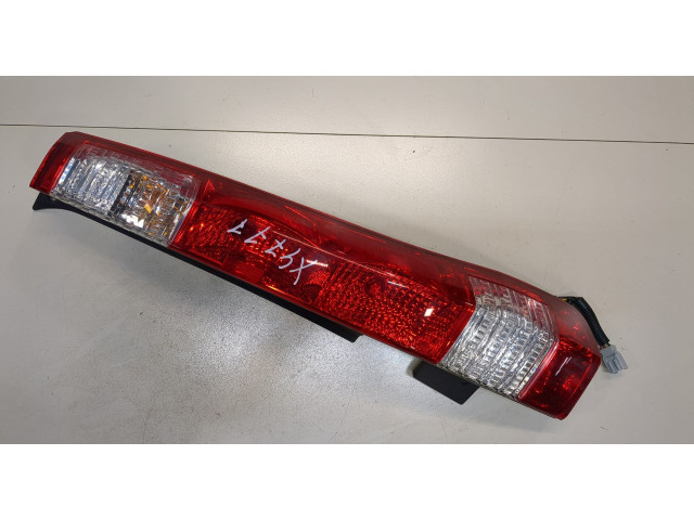 Задний фонарь        Honda CR-V 2002-2006 
