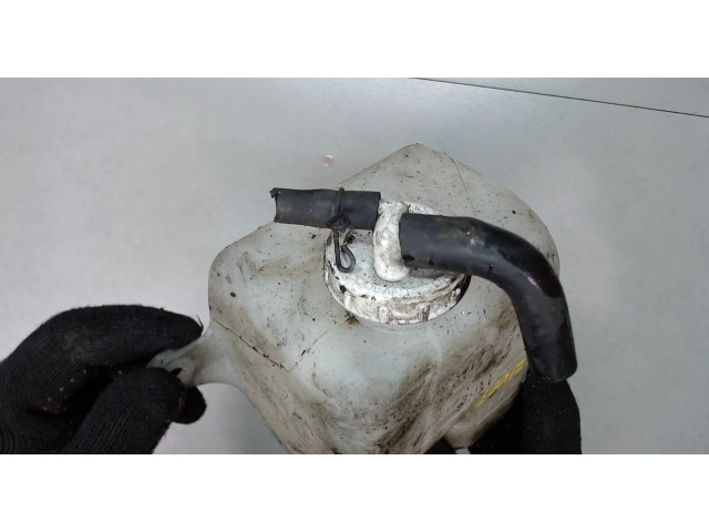Бачок расширительный  Mitsubishi L200 1996-2006 MR127441    2.5