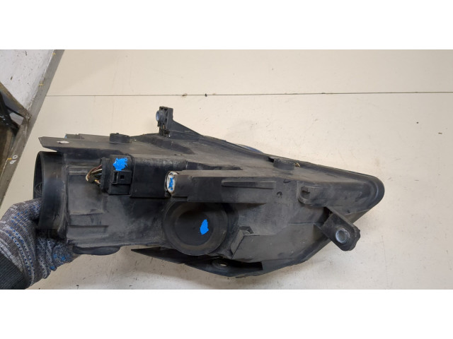 Фара передняя  Volkswagen Passat 6 2005-2010 правая 