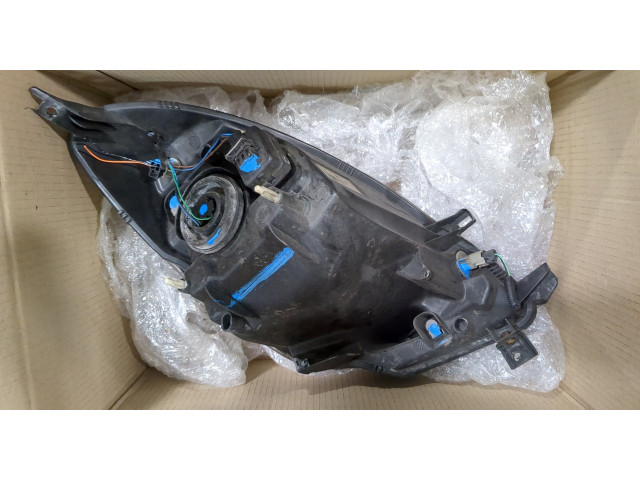 Фара передняя  Nissan Note E11 2006-2013 правая 