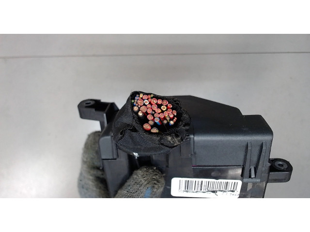 Блок предохранителей  Volkswagen Passat 7 2010-2015 Европа      3C941824      2