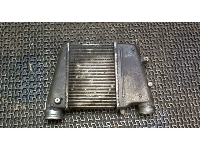 Интеркулер  Nissan Elgrand 1997-2002 3.0  14461VG101    