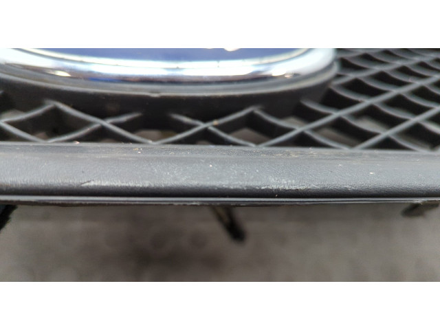 Решетка радиатора  Ford Focus 2 2005-2008          1508154, 4M518200AK