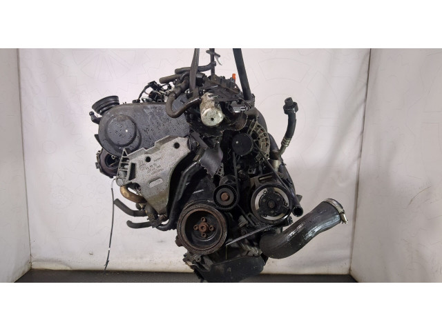 Форсунка топливная  Volkswagen Passat 6 2005-2010         