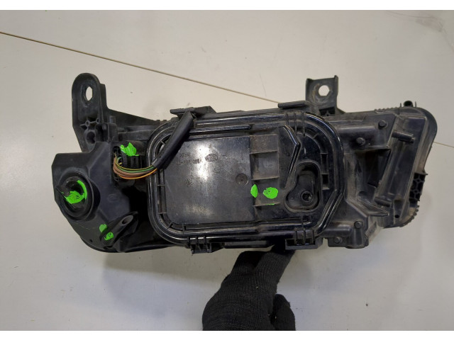 Фара передняя  Audi A6 (C6) 2005-2011 правая 