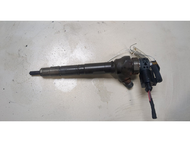 Форсунка топливная  Volkswagen Passat 7 2010-2015 Европа    0445110369     