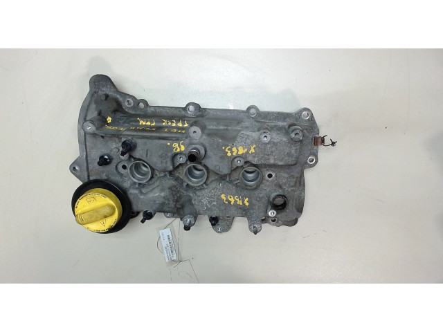 Клапанная крышка двигателя ДВС  Dacia Sandero 2012- 0.9  132648636R   