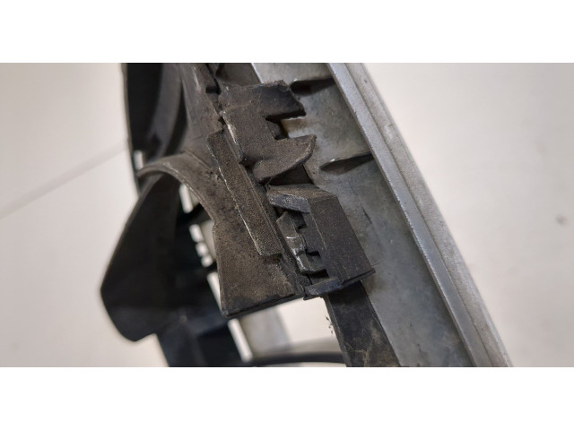 Решетка радиатора  BMW 3 E46 1998-2005          7030549