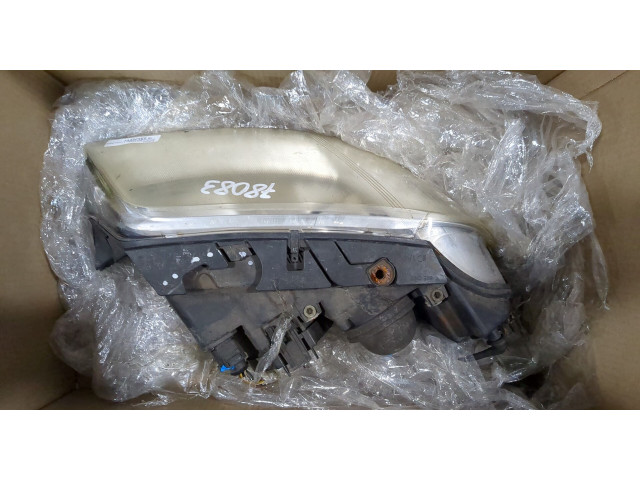 Фара передняя  Volkswagen Passat 5 2000-2005 правая 
