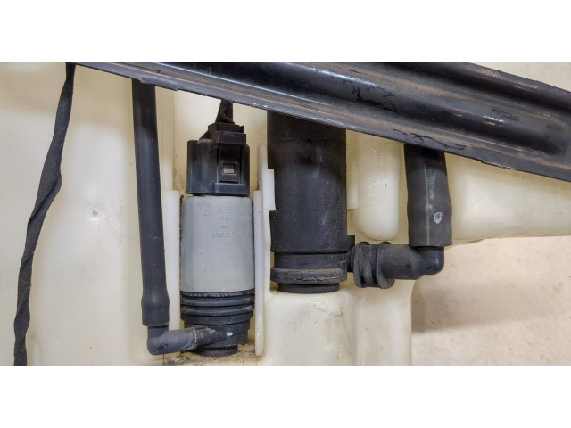 Бачок омывателя  BMW 7 E65 2001-2008 7048064   