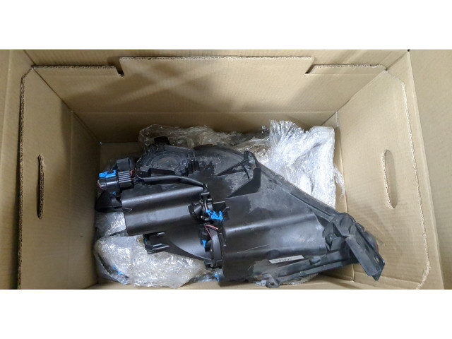 Фара передняя  Mitsubishi Outlander XL 2006-2012 правая 