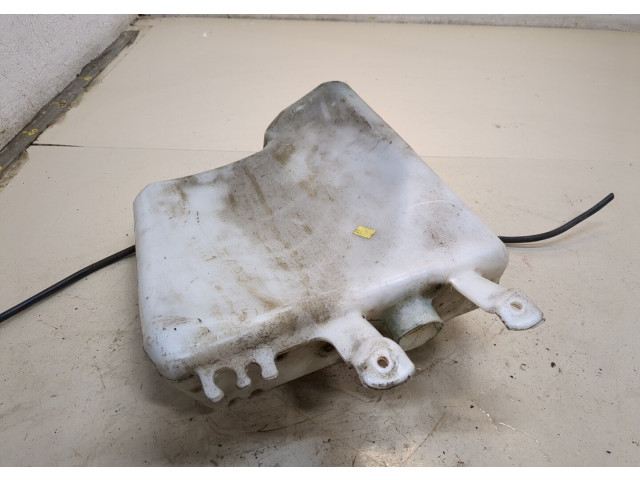 Бачок омывателя  Nissan Note E11 2006-2013    