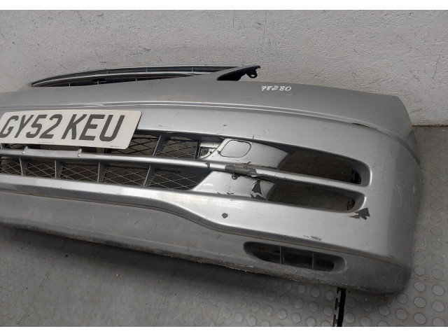 Бампер  Toyota Previa (Estima) 2000-2006 передний   