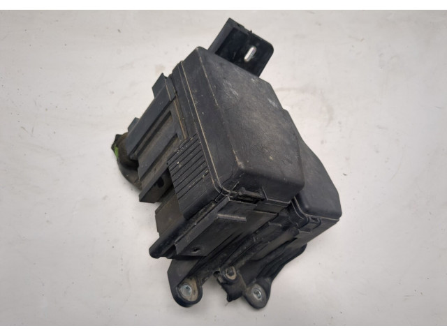 Блок предохранителей  Mazda CX-9 2012-2016          3.7