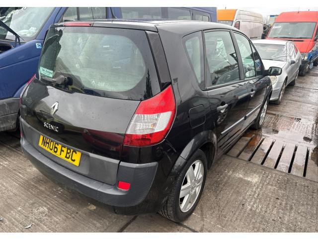 Стартер  Renault Scenic 2003-2009 1.5     