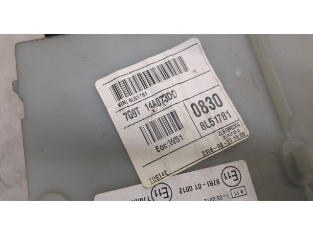 Блок предохранителей  Ford S-Max 2006-2010          