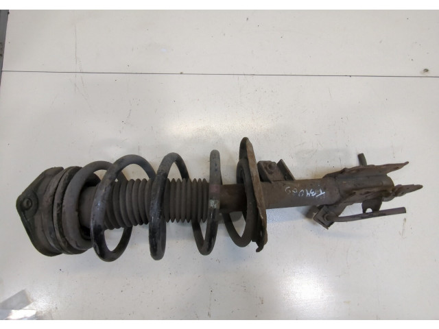 Стойка амортизатора  Nissan Qashqai 2006-2013 E4303EY17C, 54010JD70C      дизель