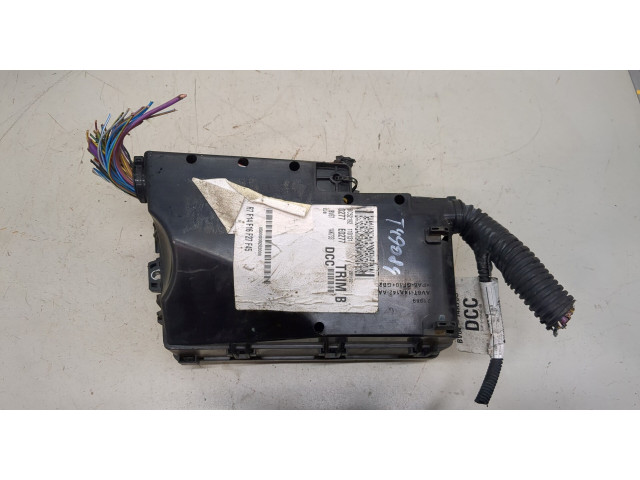 Блок предохранителей  Ford Focus 3 2011-2015      BV6T14K733DCC   