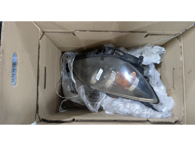 Фара передняя  Mazda 3 (BK) 2003-2009 правая 