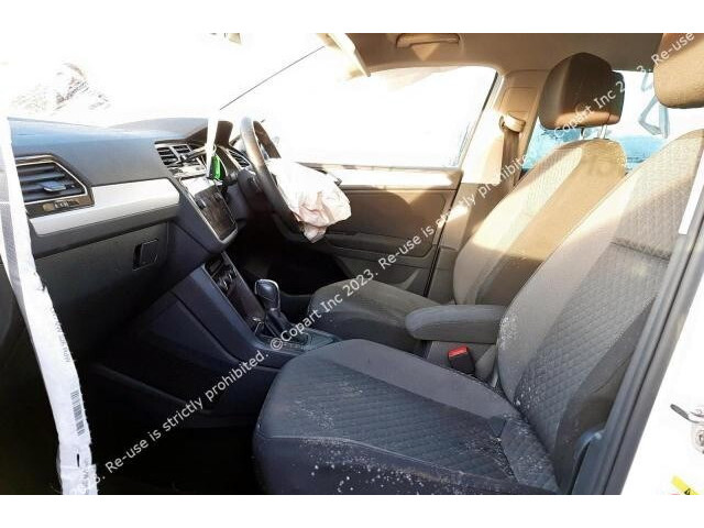 Стойка амортизатора  Volkswagen Tiguan 2016-2020     1.5  бензин
