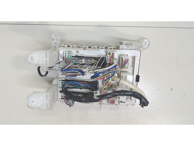 Блок реле  Toyota Auris E15 2006-2012      00508115     1.3