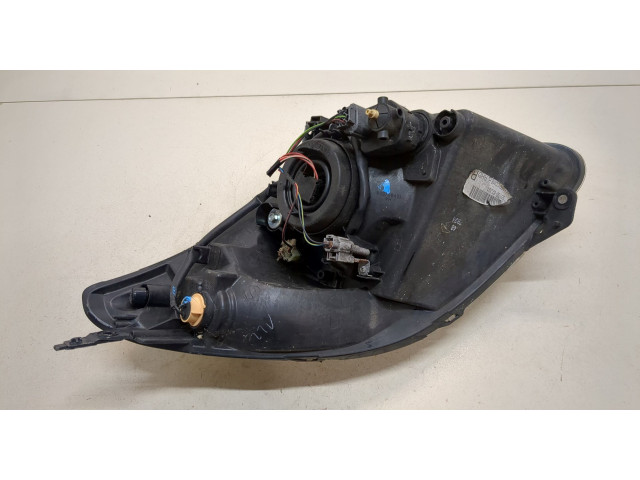 Фара передняя  Suzuki Swift 2003-2011 правая 