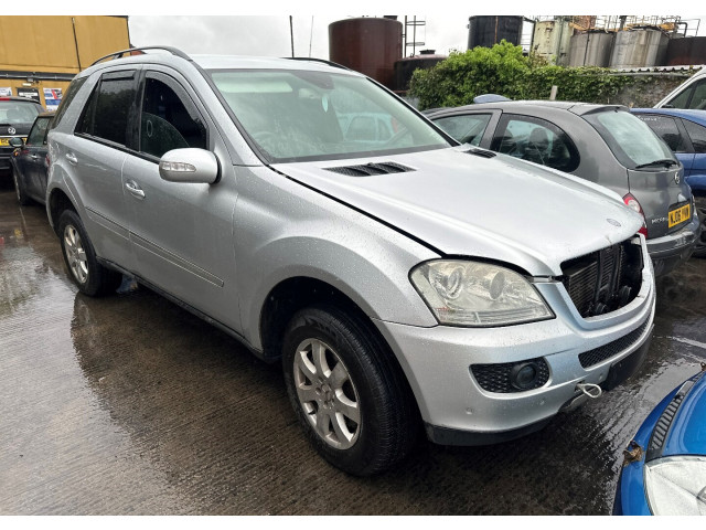 Бампер  Mercedes ML W164 2005-2011 задний     