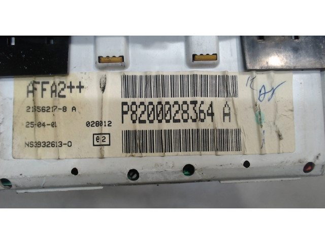 Дисплей бортового компьютера  Renault Megane 1996-2002 8200028364A        