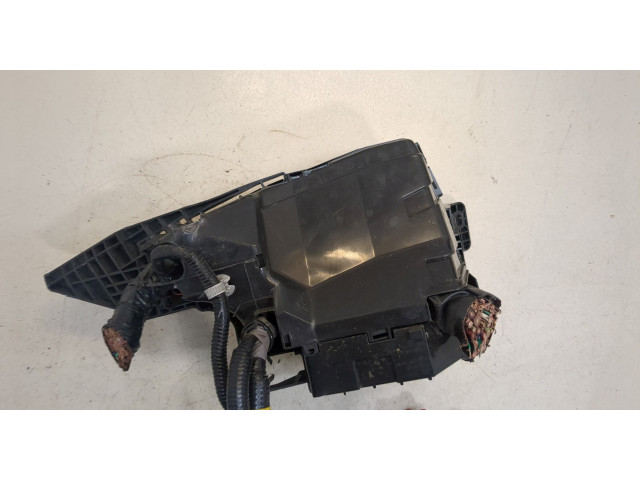 Блок предохранителей  Mazda CX-9 2016-      GBEF675X0B   
