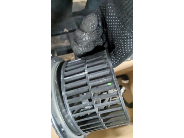 Моторчик печки  Volkswagen Sharan 2000-2010 7M0819021     7M0819021   