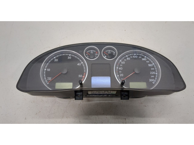 Панель приборов  Volkswagen Passat 5 2000-2005            