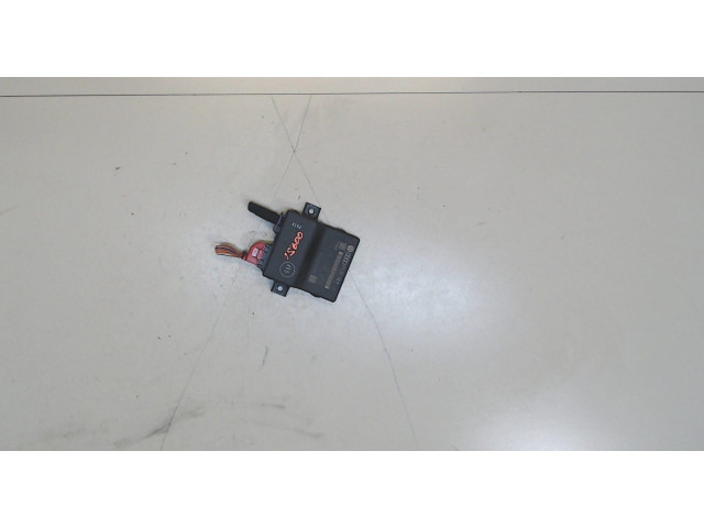 Блок комфорта  Audi A5 2007-2011      8T0907468P   