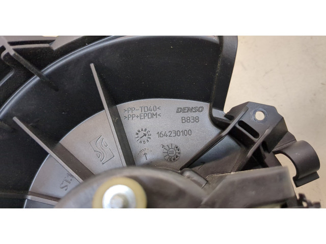 Моторчик печки  Fiat Punto Evo 2009-2012 164230100    164230100   
