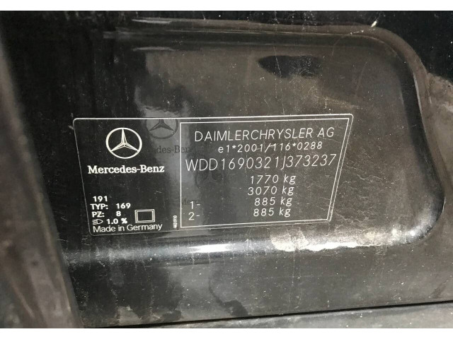 Стойка амортизатора  Mercedes A W169 2004-2012      1.7  бензин