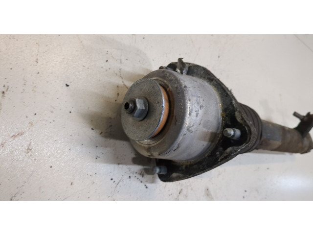 Стойка амортизатора  BMW X6 E71 2007-2014 22246857     