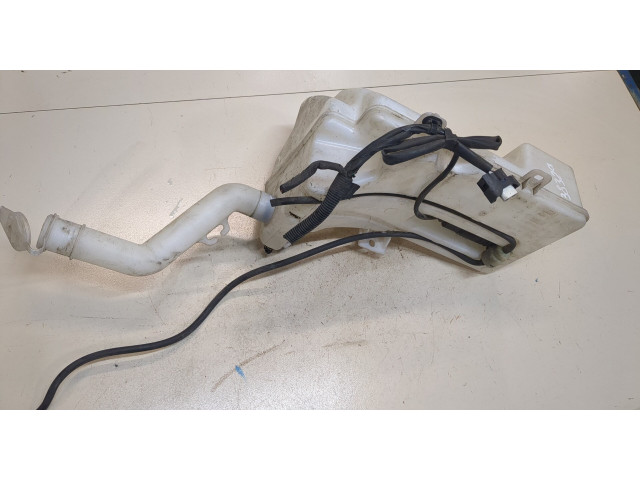 Бачок омывателя  Mitsubishi Colt 2004-2008     1.5