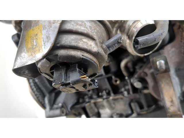 Генератор  Ford C-Max 2010-2015           