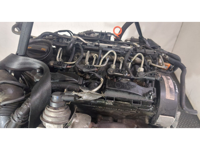 Клапанная крышка двигателя ДВС  Volkswagen Golf 6 2009-2012 1.6     