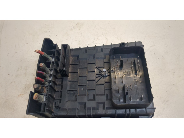 Блок предохранителей  Volkswagen Golf Plus      1k0937125a   