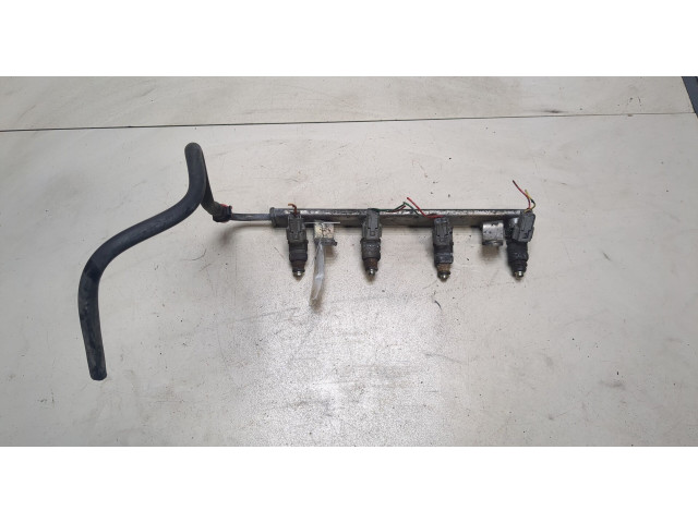 Форсунка топливная  Mitsubishi Colt 2008-2012    MN143973, MR988977     