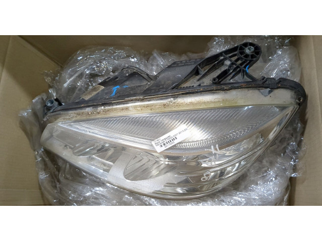Фара передняя  Mercedes C W204 2007-2013 левая 