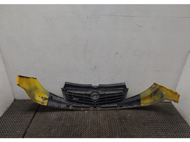 Решетка радиатора  Opel Vivaro 2001-2014           4416662, 93188851