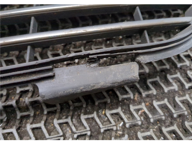 Решетка радиатора  Ford Galaxy 2010-2015           1704533, AM218200AF