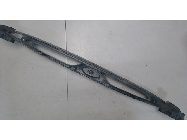 Решетка радиатора  Ford Escort 1995-2001          1.6 1058482, 95AB8200CD