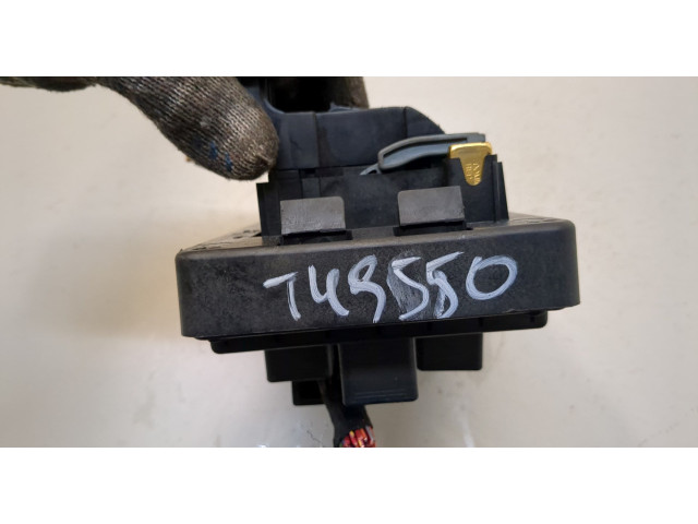 Блок предохранителей  Jeep Grand Cherokee 2004-2010      56050066ac   