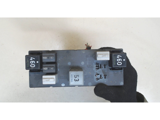 Блок реле  Volkswagen Touran 2006-2010      3c8937049d    1.9