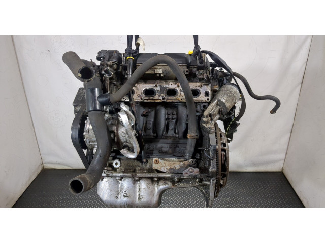 Клапанная крышка двигателя ДВС  Opel Corsa D 2006-2011 1.2  55351461   