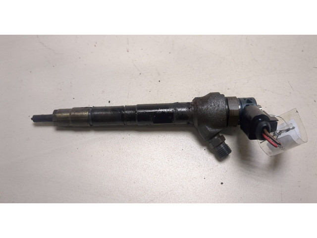Форсунка топливная  Volkswagen Passat 7 2010-2015 Европа    0445110369     