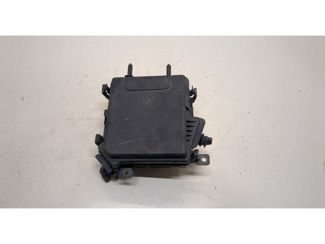 Блок предохранителей  Renault Scenic 2009-2012         